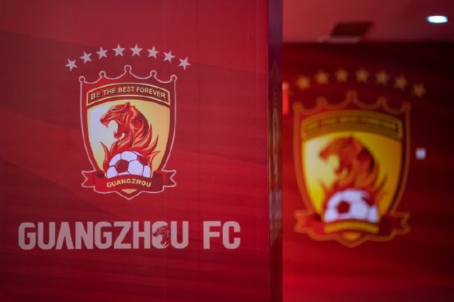 华金、GaGa抵达威尼斯 | (2/9) 组图：金狮奖种子选手主创就位！