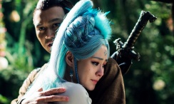 竹内凉真《如龙》曝幕后特辑 称从没玩过原作游戏 2024-09-02 近日，由竹内凉真、贺来贤人出演的剧集《如龙》发布幕后视频，解析故事舞台“神室町”的拍摄幕后。